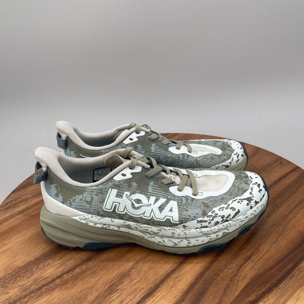 Hoka One One Speedgoat 6 Shoes Youth Size 5 MD Green Trail Running Hiking